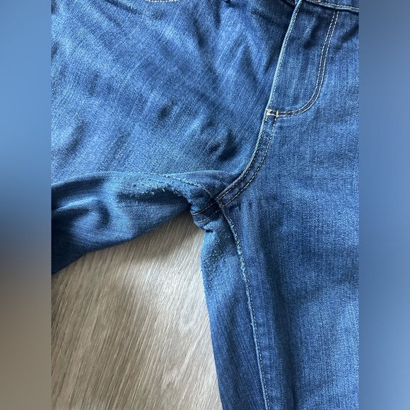 PAIGE Verdugo Maternity Jeans - Picture 2 of 3